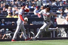 Trevor Story conecta jonrón en triunfo 12-1 de Medias Rojas ante Yankees