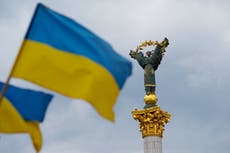 Moscú afirma que Kiev atacó una planta nuclear mientras Ucrania celebra su Día de Independencia