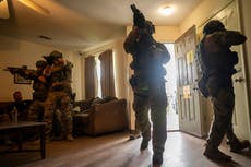 Cuatro maneras en que ICE capacita a agentes nuevos y expande su presencia