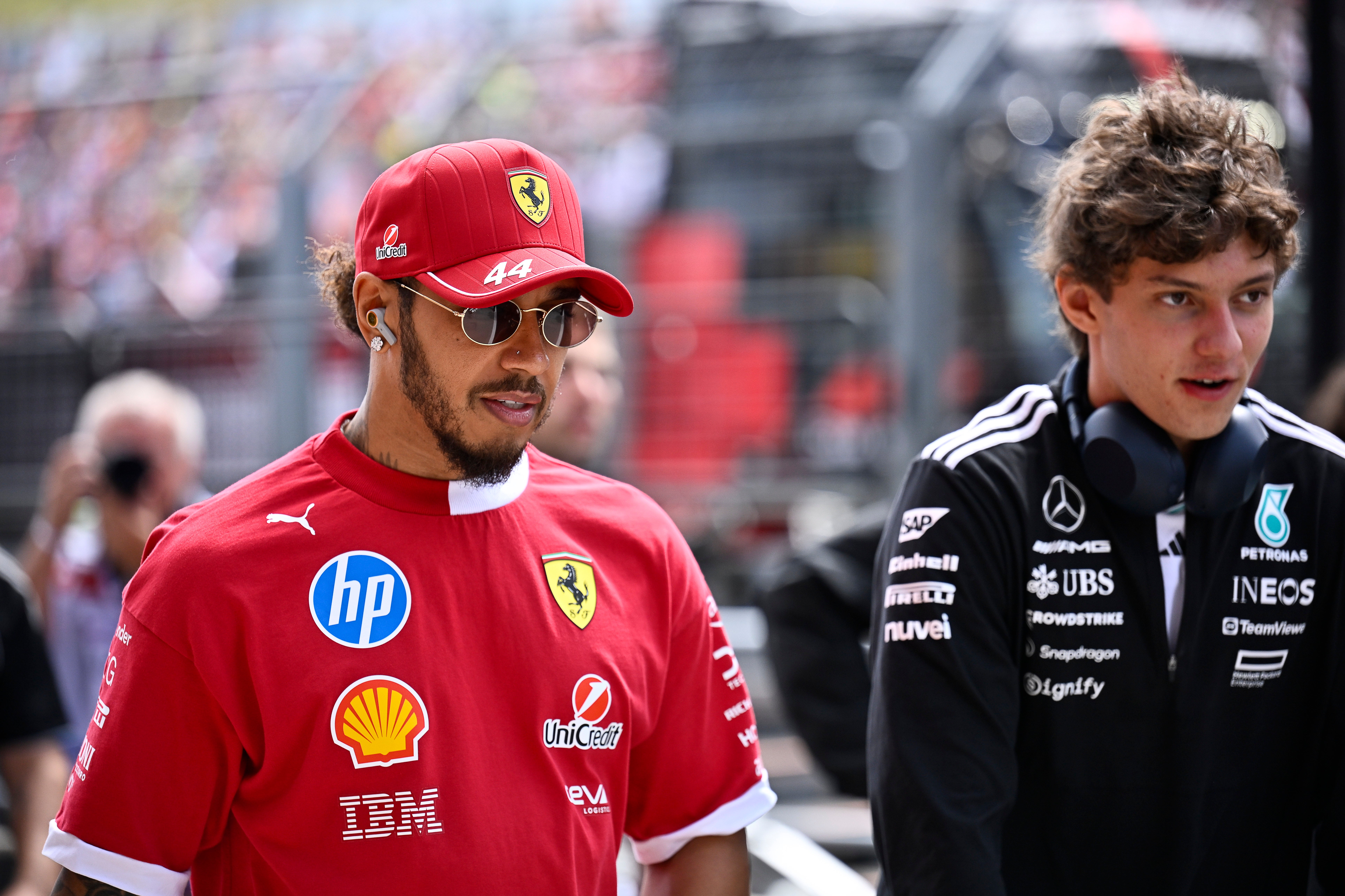 F1-FERRARI HAMILTON