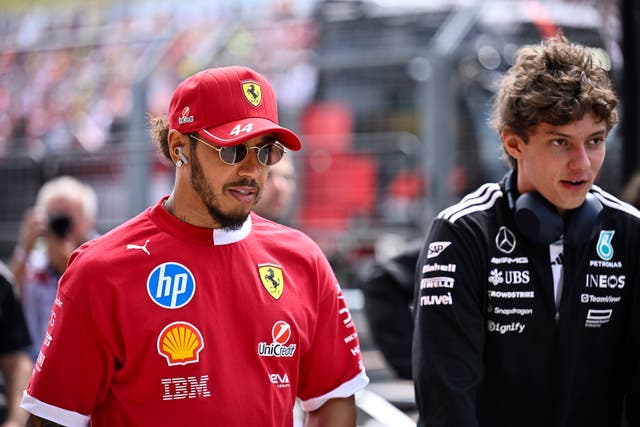 F1-FERRARI HAMILTON