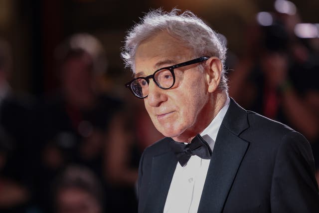 UCRANIA-WOODY ALLEN