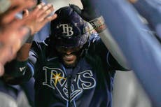 Junior Caminero conecta 2 jonrones y Rays apalean 9-0 a decaídos Guardianes