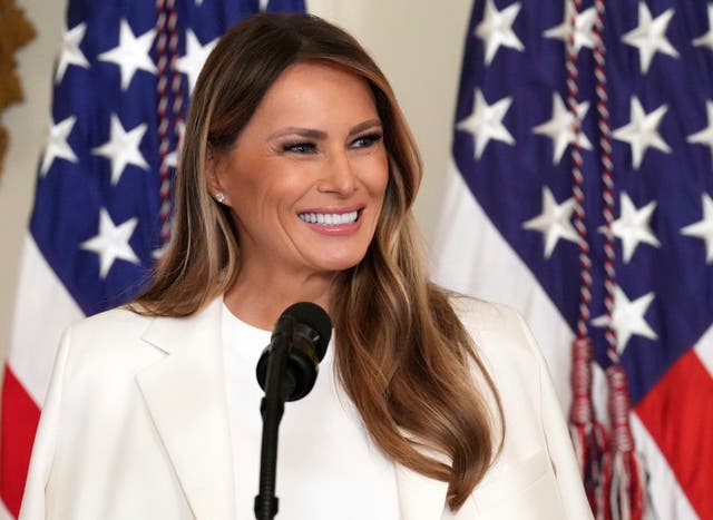 MELANIA TRUMP-IA