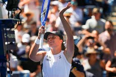 Swiatek inicia sin contratiempos en el US Open tras ganar el título de Wimbledon