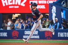 Gasper conecta jonrón del empate en el 9º, Wallner sella victoria de Mellizos, 7-5 ante Azulejos