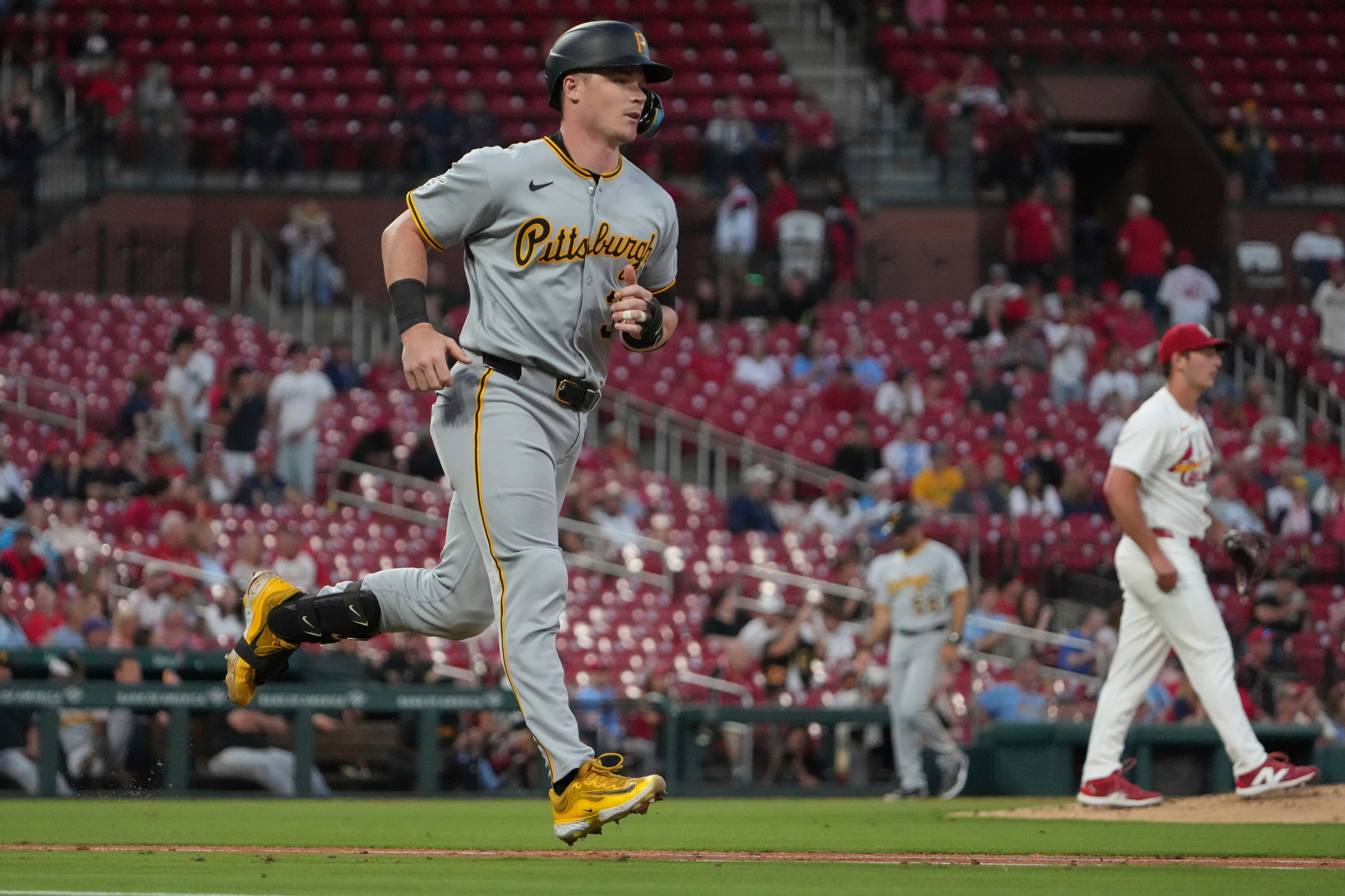 PIRATAS-CARDENALES