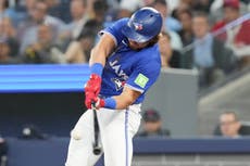 Barger impulsa a los Azulejos a una victoria emocionante por 9-8 sobre los Mellizos