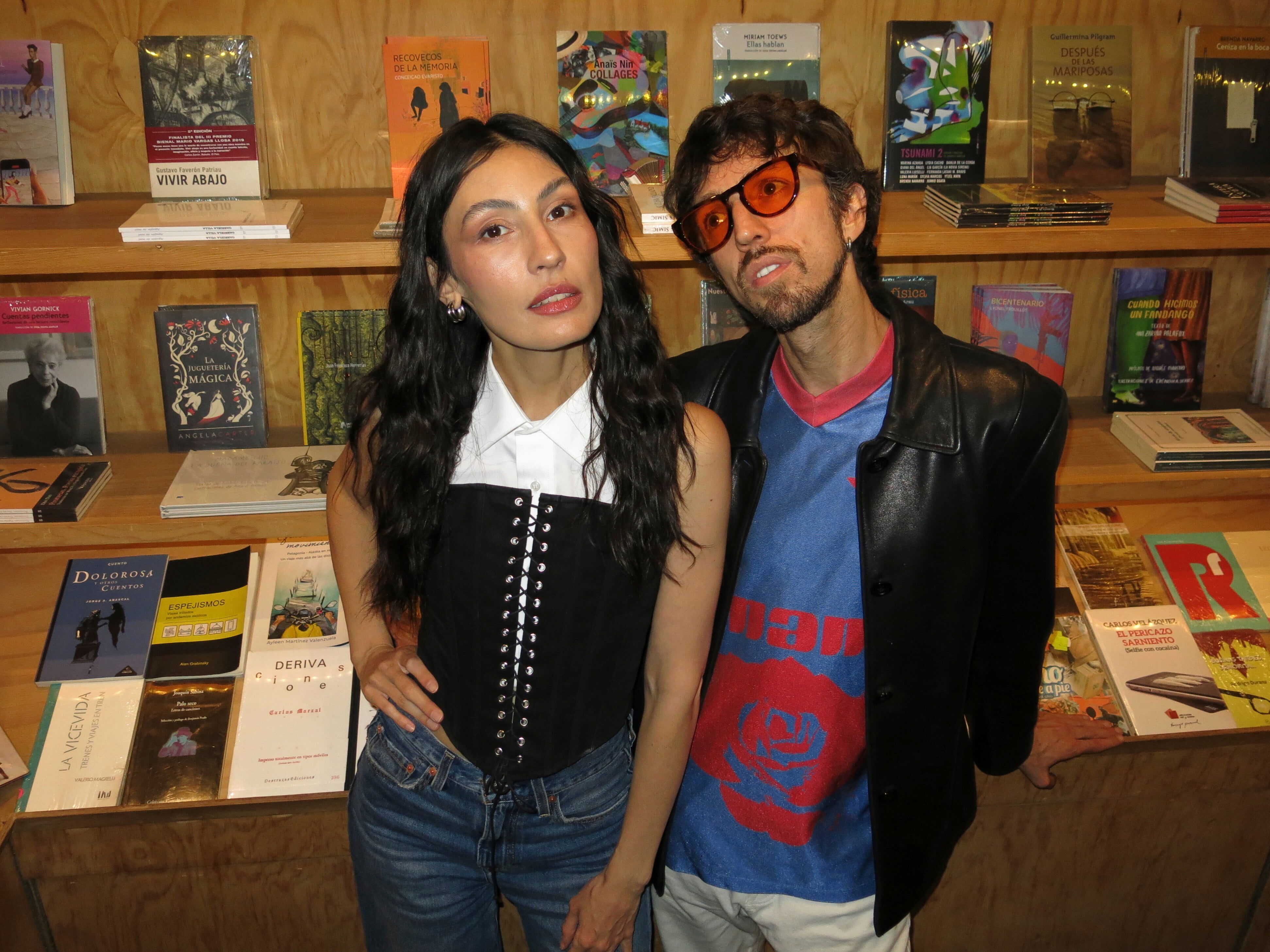 Esteman y Daniela Spalla viven una cita compartida en "Amorío"