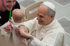 El papa León XIV destaca la virtud de escuchar al recibir premio de los agustinos de EEUU
