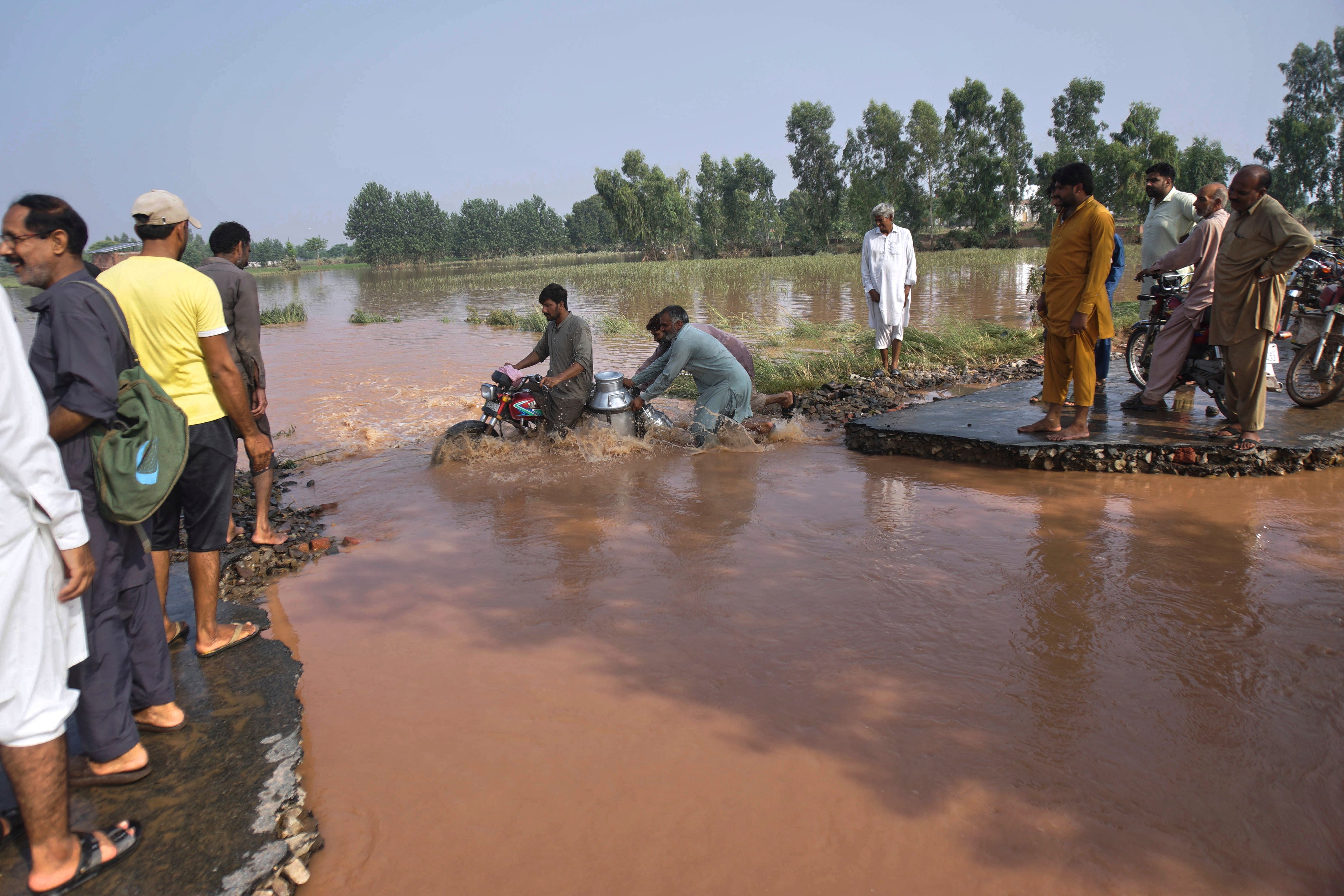 ASIA INUNDACIONES