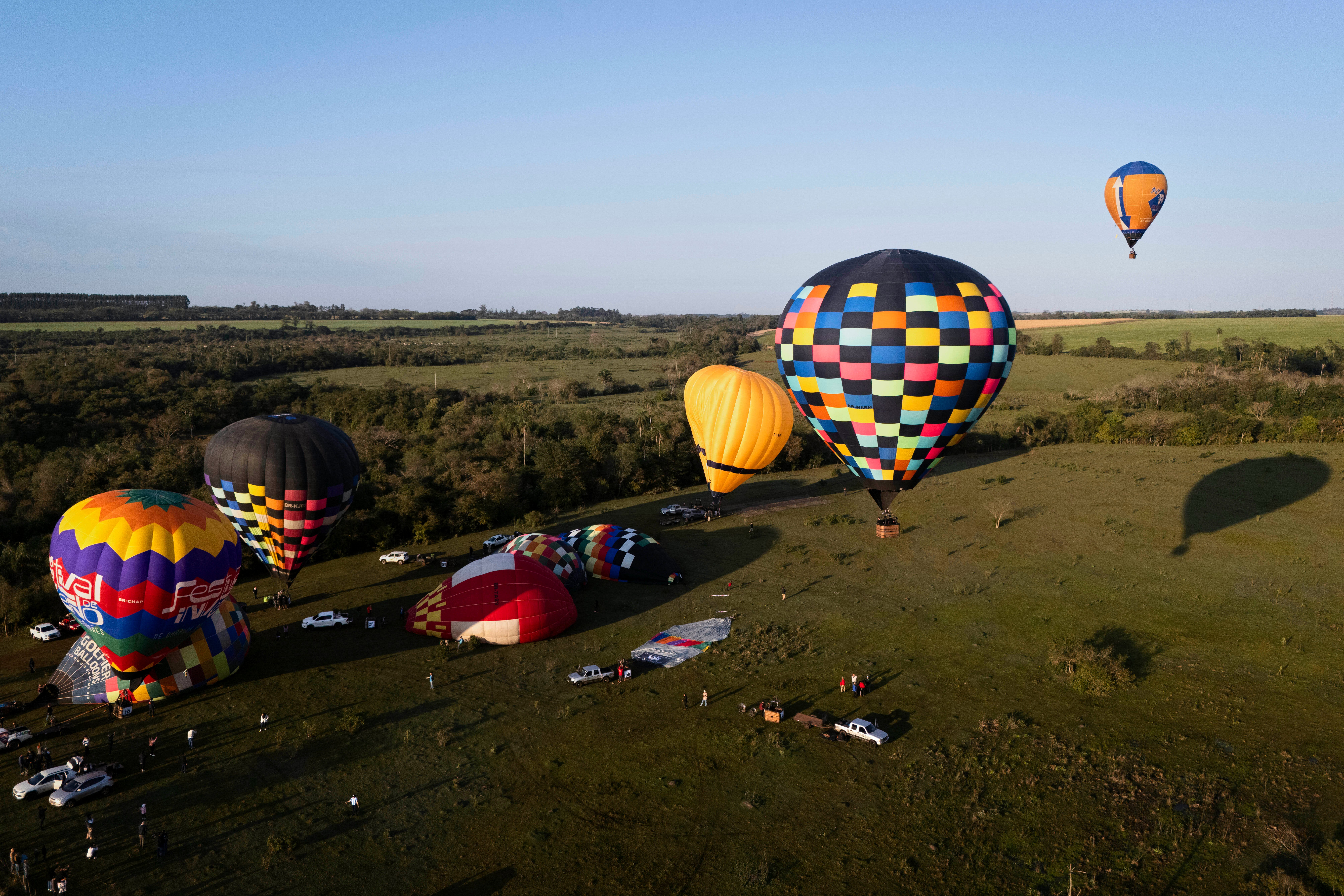 PARAGUAY-GLOBOS-FESTIVAL