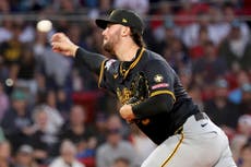 Skenes ayuda a Piratas a vencer 4-2 a Medias Rojas; Tolle destaca en debut en Grandes Ligas