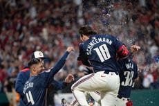 Steven Kwan conecta elevado de sacrificio en la 9ª y Guardianes superan 5-4 a Marineros