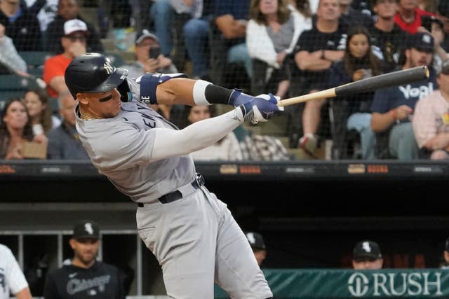 YANKEES MEDIAS BLANCAS