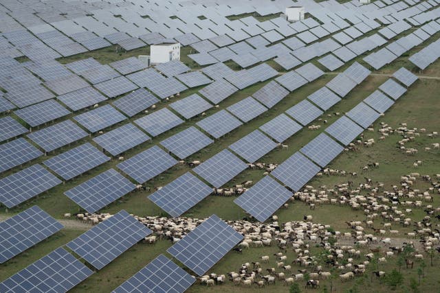 CHINA-PARQUE SOLAR