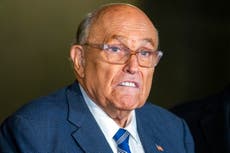 Rudy Giuliani herido en choque vial en Nueva Hampshire