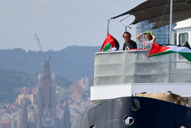 <p>Greta Thunberg a bordo de la flotilla Global Sumud</p>