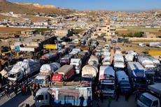 ONU: Cerca de 850.000 refugiados sirios han vuelto a su comunidades desde caída de Assad