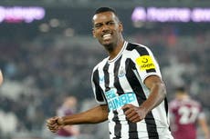 Liverpool ficha a Isak del Newcastle por cifra rpecord en Inglaterra de 170 millones de dólares