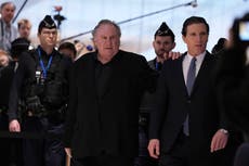 Gérard Depardieu enfrentará juicio en París por acusaciones de violación y agresión sexual