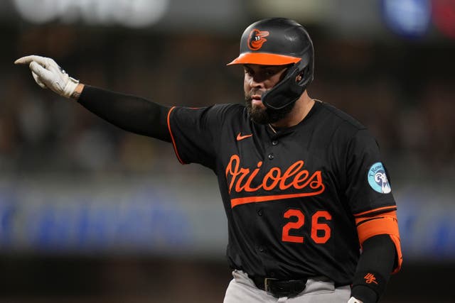 ORIOLES-PADRES