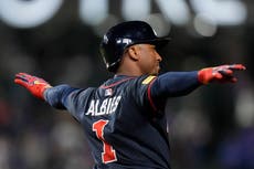 Kim y Albies pegan jonrones postreros y Elder lidera remontada de Bravos ante Cachorros