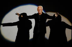 AP fotos: La moda de Giorgio Armani a través de los años