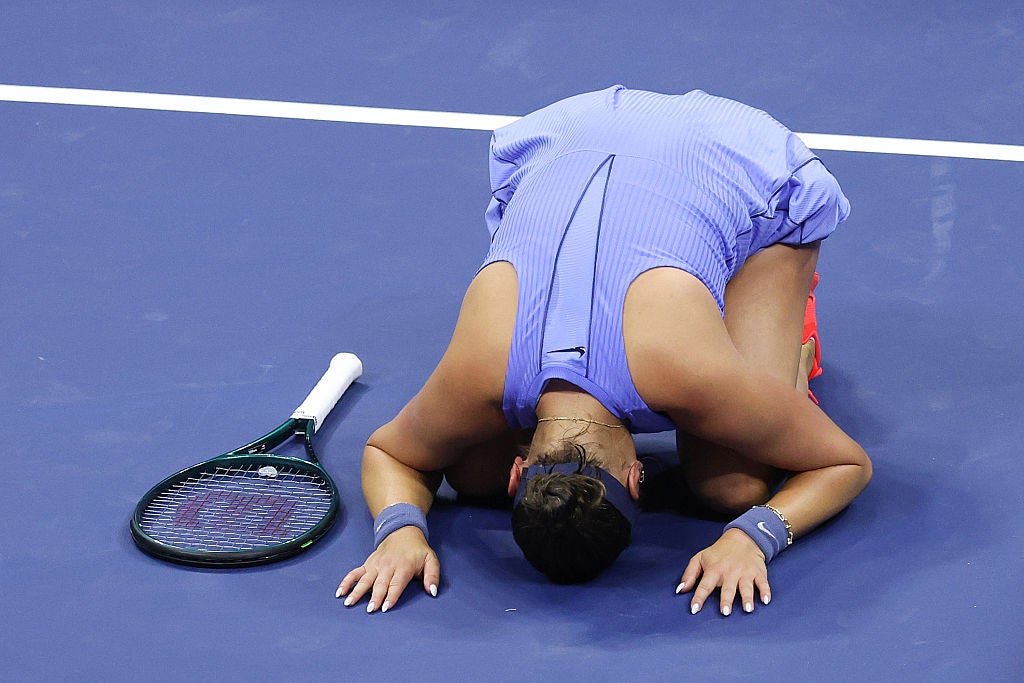 Anisimova celebra su paso a la final del US Open con un gesto simbólico sobre la pista