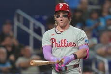 Los Phillies invitan a un joven fan a conocer a Harrison Bader tras disputa por bola de jonrón