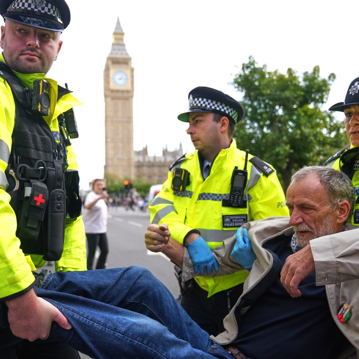 Simpatizantes de Palestine Action se enfrentan con la policía de Londres; hay varios detenidos | Independent Español