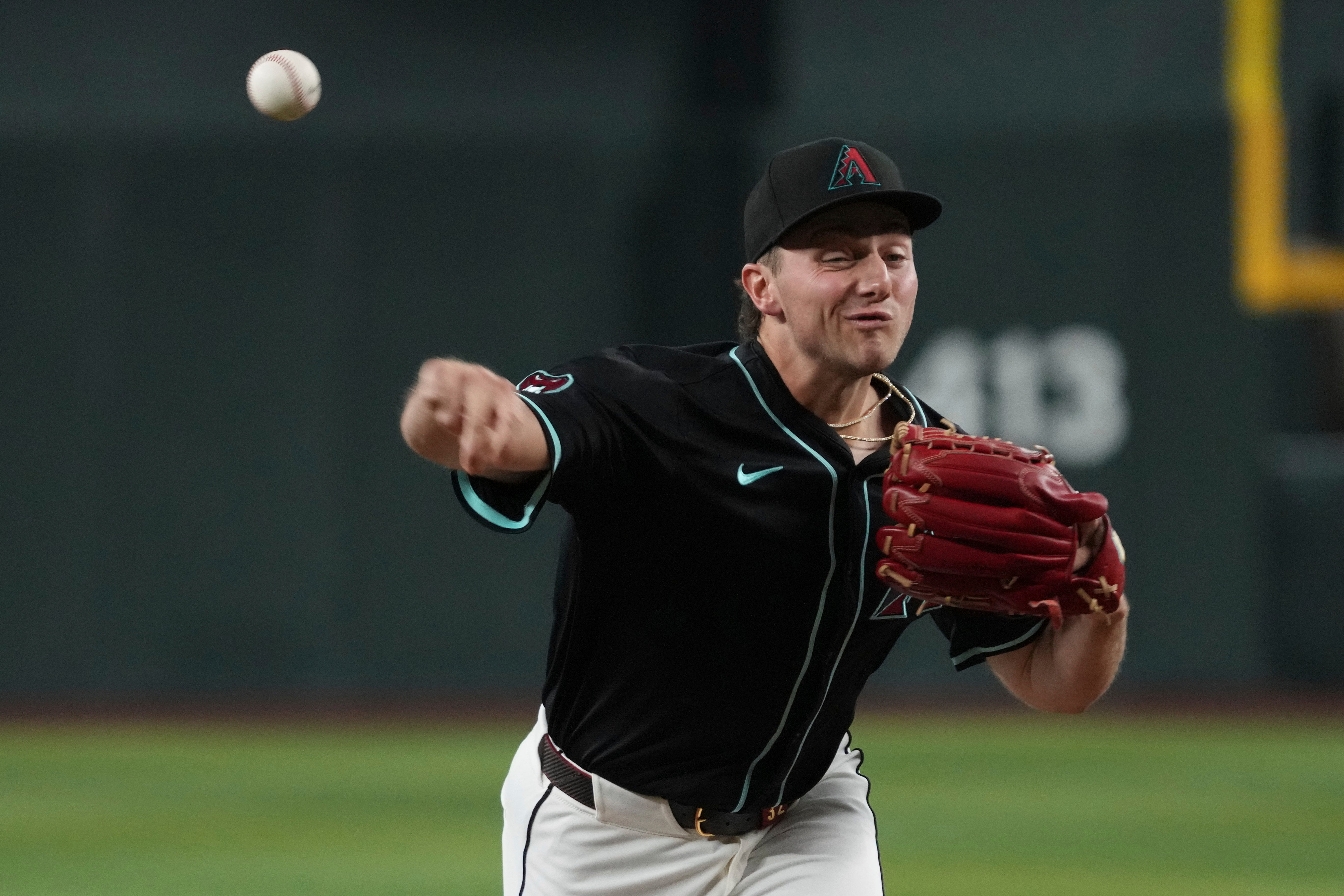 MEDIAS ROJAS-DIAMONDBACKS