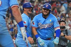 Cuadrangular de Burger da a Rangers victoria 4-2 sobre Astros y cierran carrera por comodín