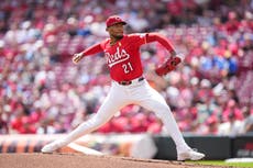 Greene poncha a 12 y Rojos vencen 3-2 a Mets con intento de no-hitter hasta el sexto