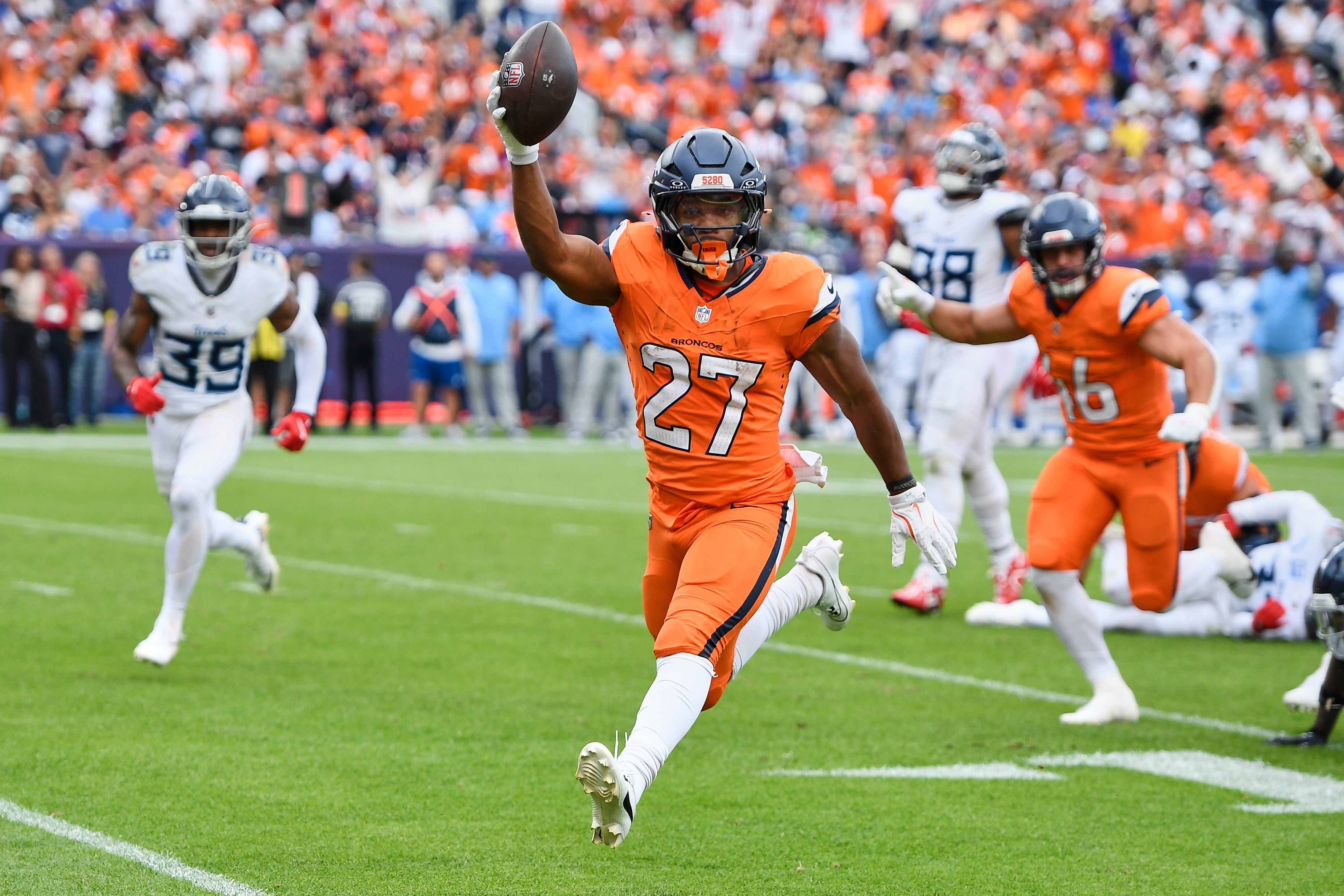 TITANS-BRONCOS
