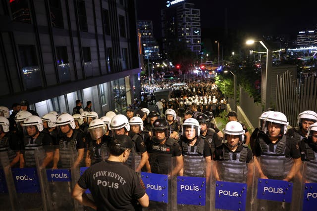 TURQUÍA-OPOSICIÓN