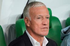 Francia: Deschamps defiende jugar con Dembélé y Doué tras lesiones de astros del PSG
