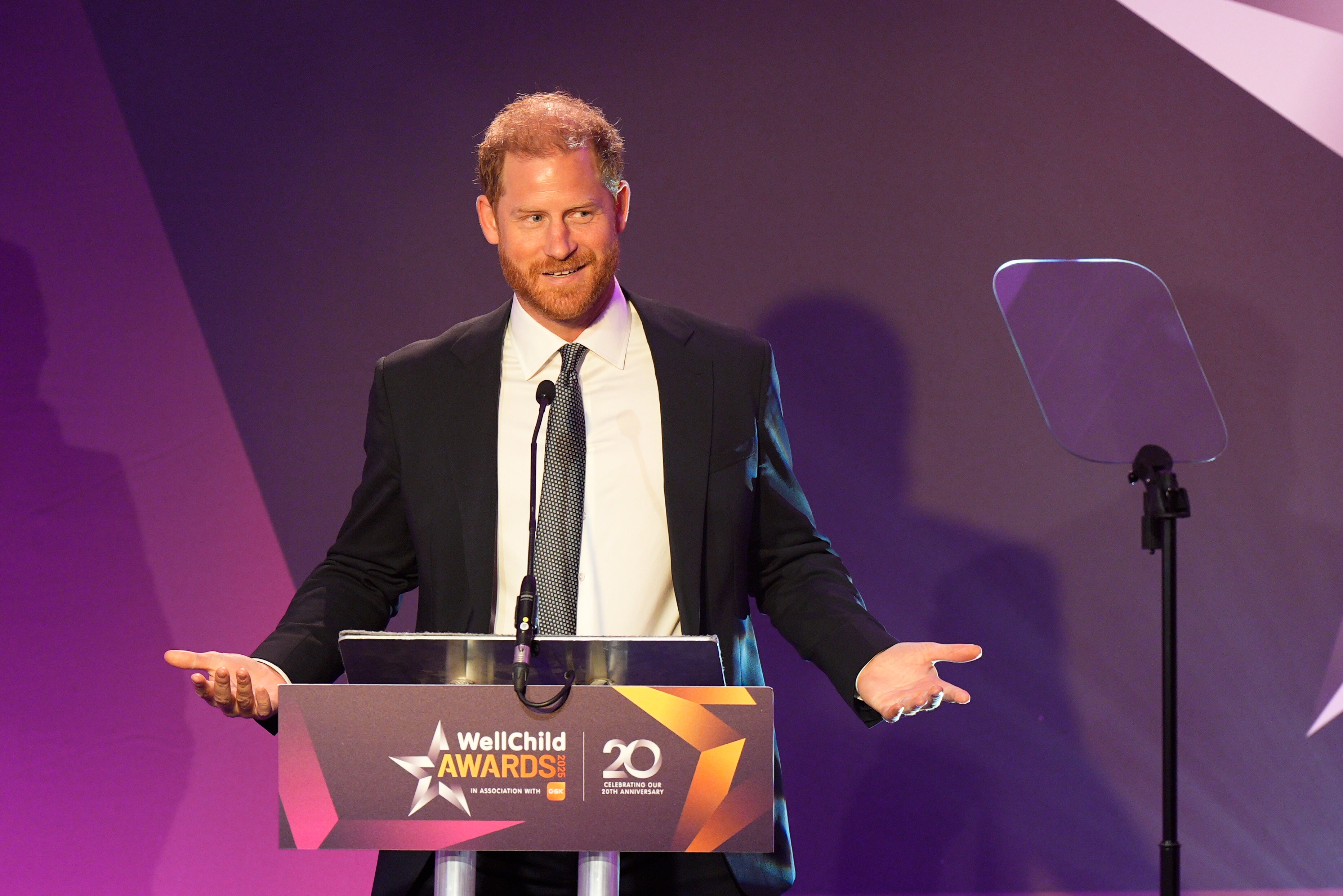 Harry pronuncia un discurso en los premios anuales WellChild el lunes por la noche