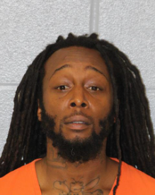 Brown fue acusado de cargos federales