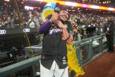 Willy Adames conecta jonrón de 3 carreras; Gigantes vencen 5-3 a D-backs y se acercan a Mets