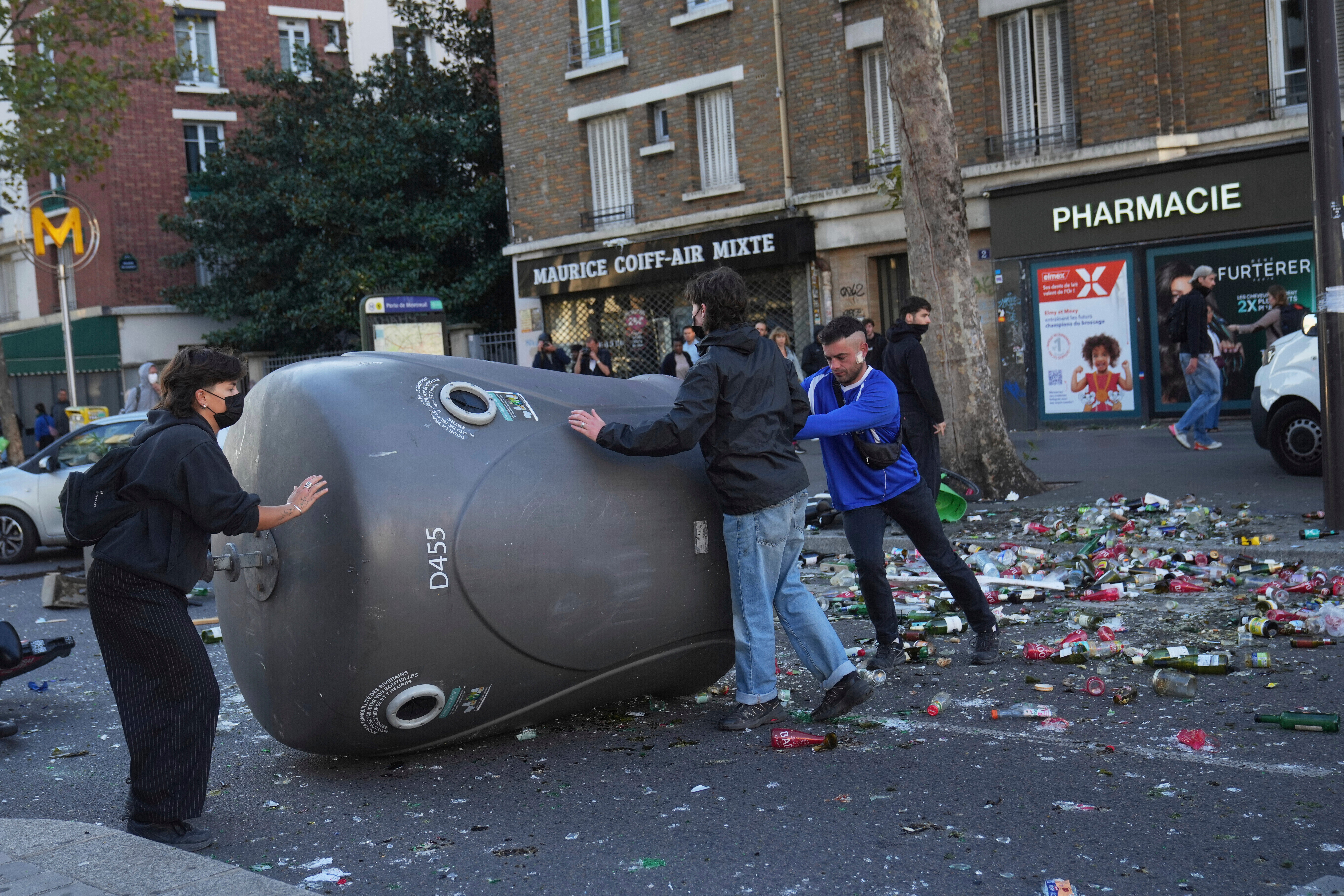 FRANCIA-BLOQUEEMOS TODO