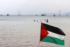 La flotilla activista en misión a Gaza dice haber sufrido otro ataque en Túnez