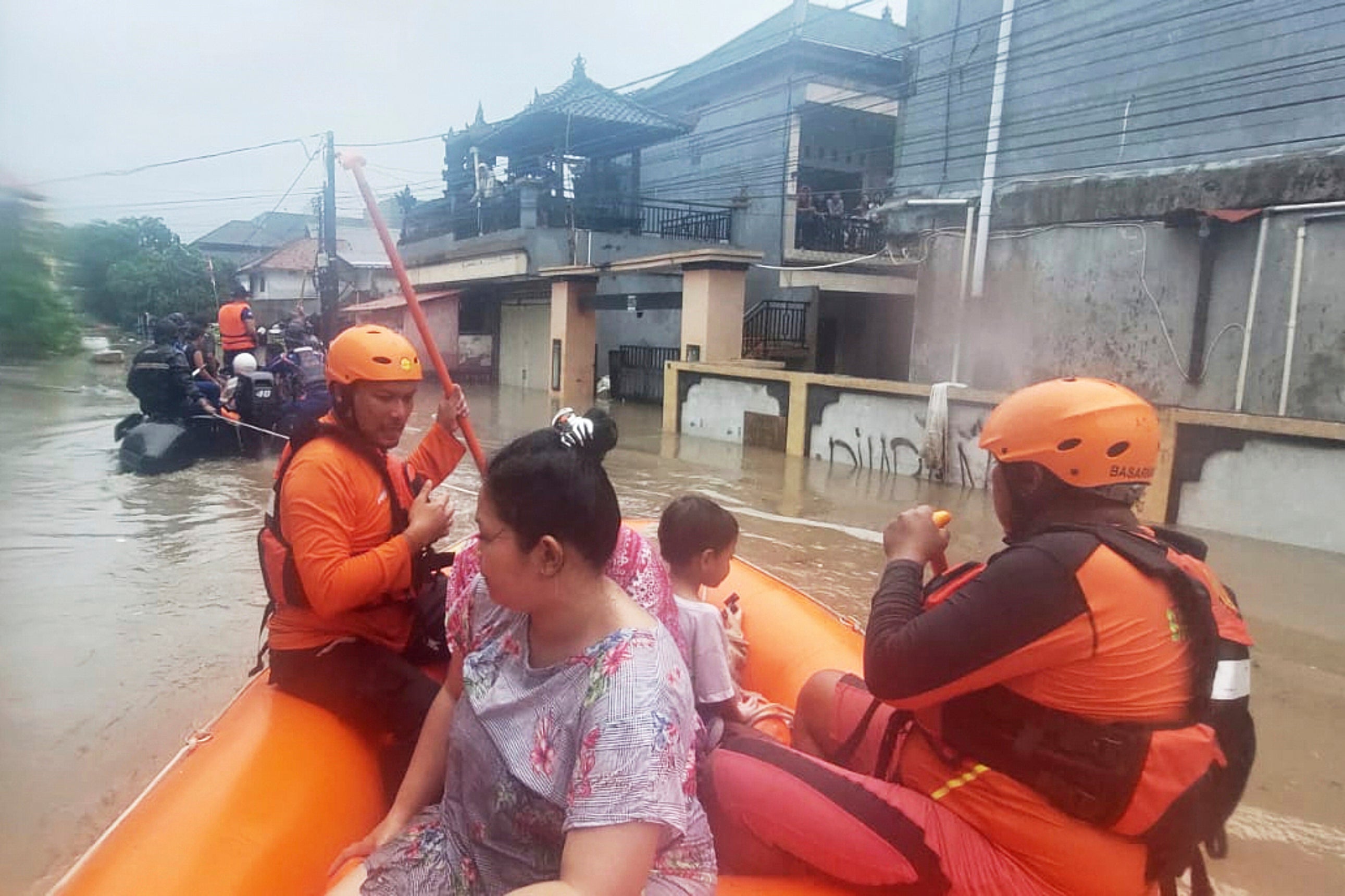 INDONESIA-INUNDACIONES REPENTINAS