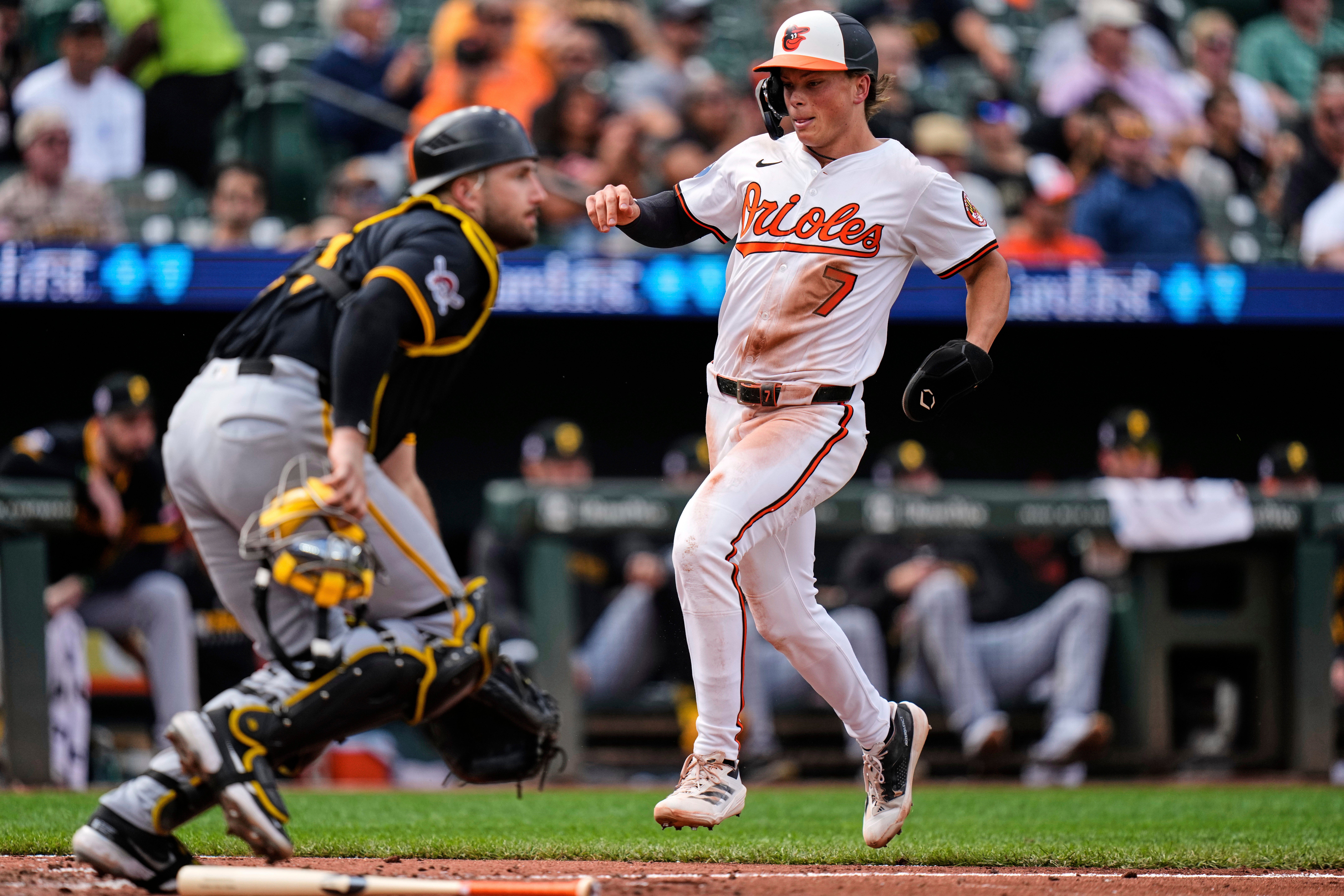 PIRATAS ORIOLES