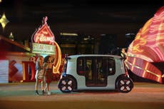 Zoox de Amazon lanza su servicio de robotaxis en Las Vegas