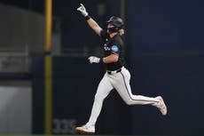 Alcántara brilla y Skubal se lesiona en la victoria de los Marlins por 8-2 sobre los Tigres