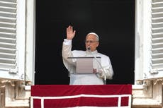 El papa León XIV cumple 70 años y da gracias a Dios, a sus padres y a quienes rezaron por él