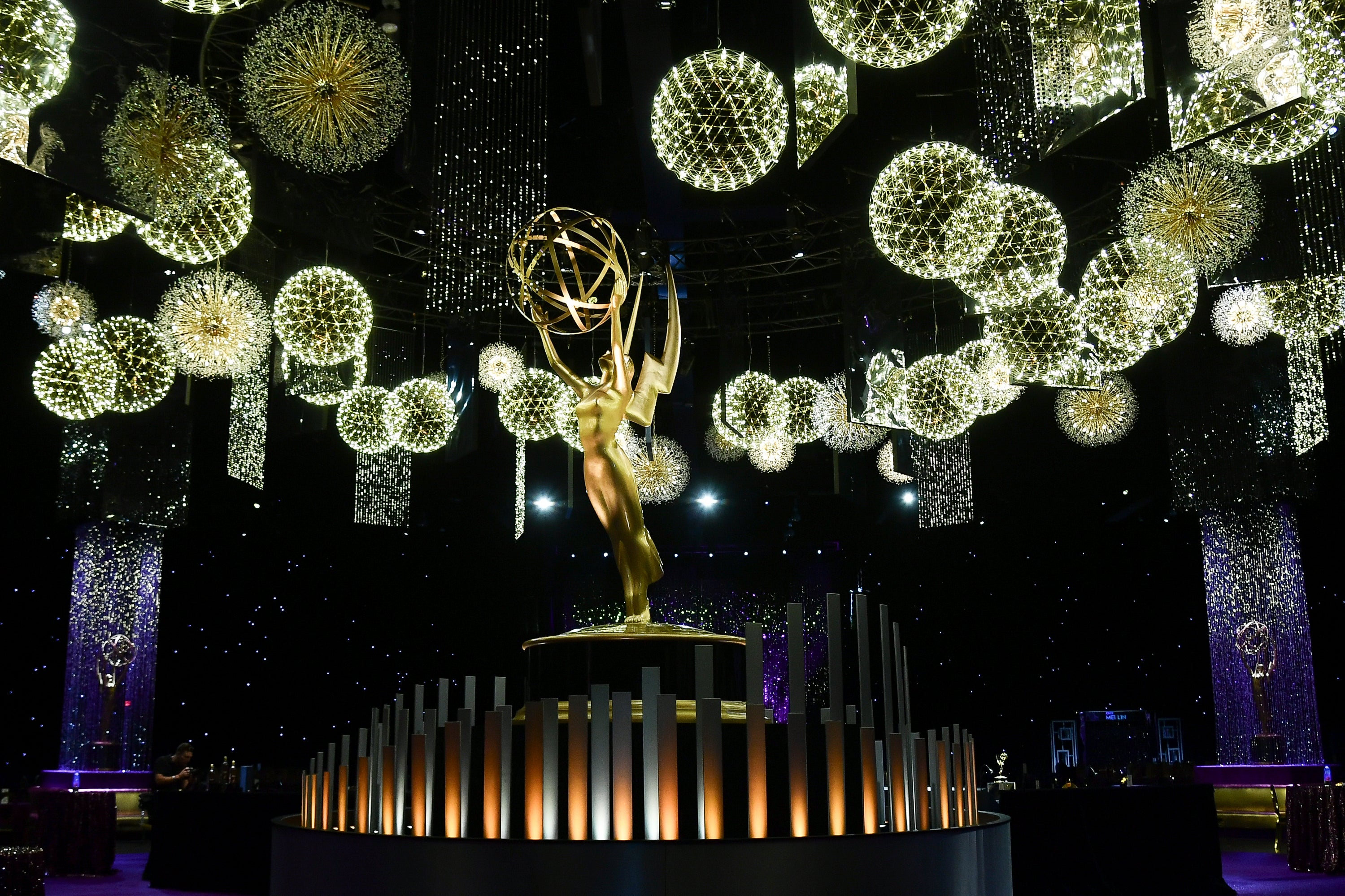 Los Emmy llegan con "The Studio", "Severance", "Adolescence" y "The Penguin" nominadas