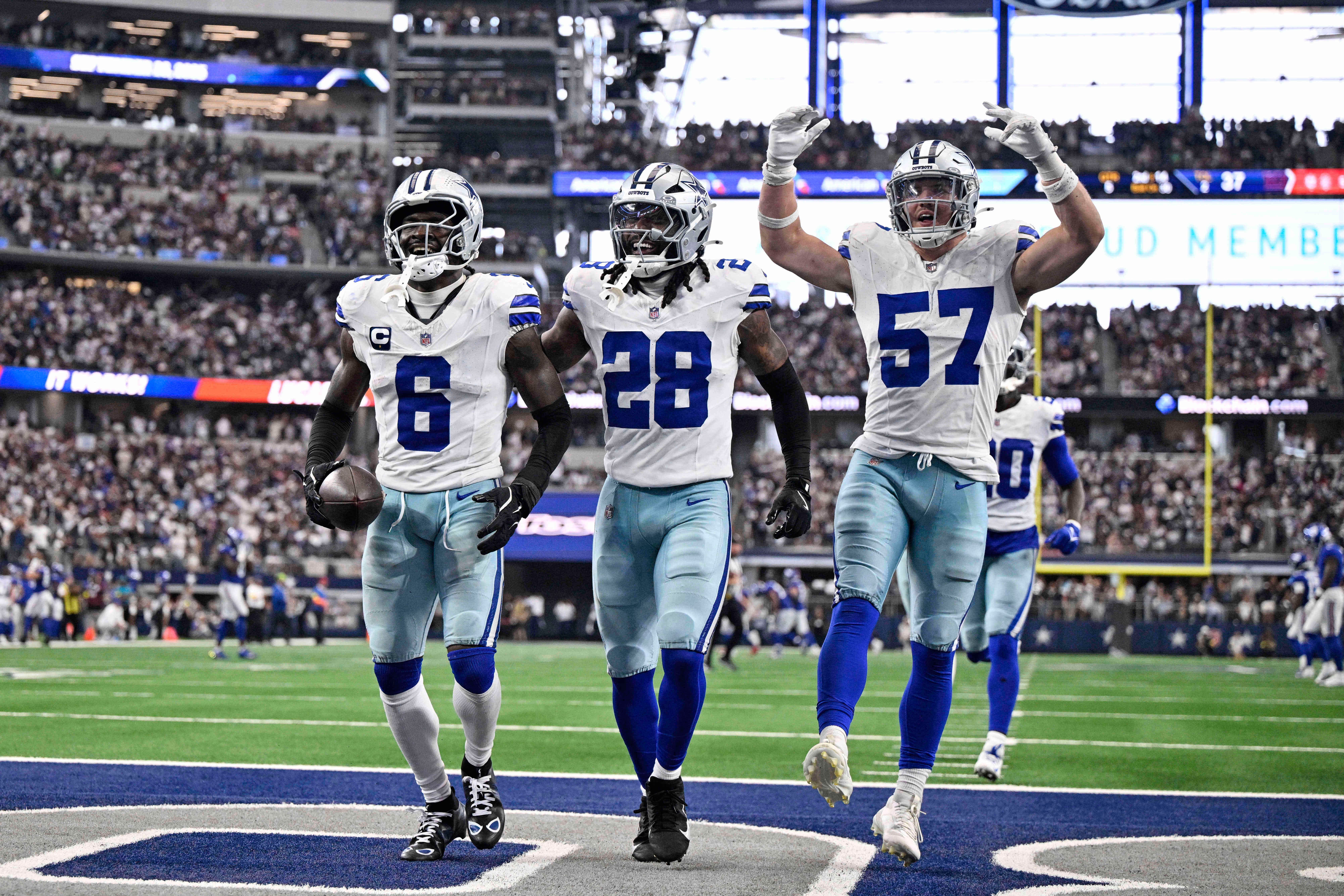 GIANTS-COWBOYS