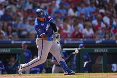 Salvador Pérez impulsa a los Reales con un jonrón y cinco remolcadas en triunfo 10-3 ante Filis